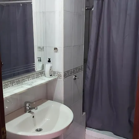 3 Con Piscina Apartmán